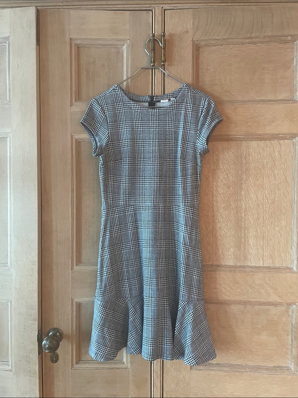 Beautiful plaid GAP Dress, Size 6